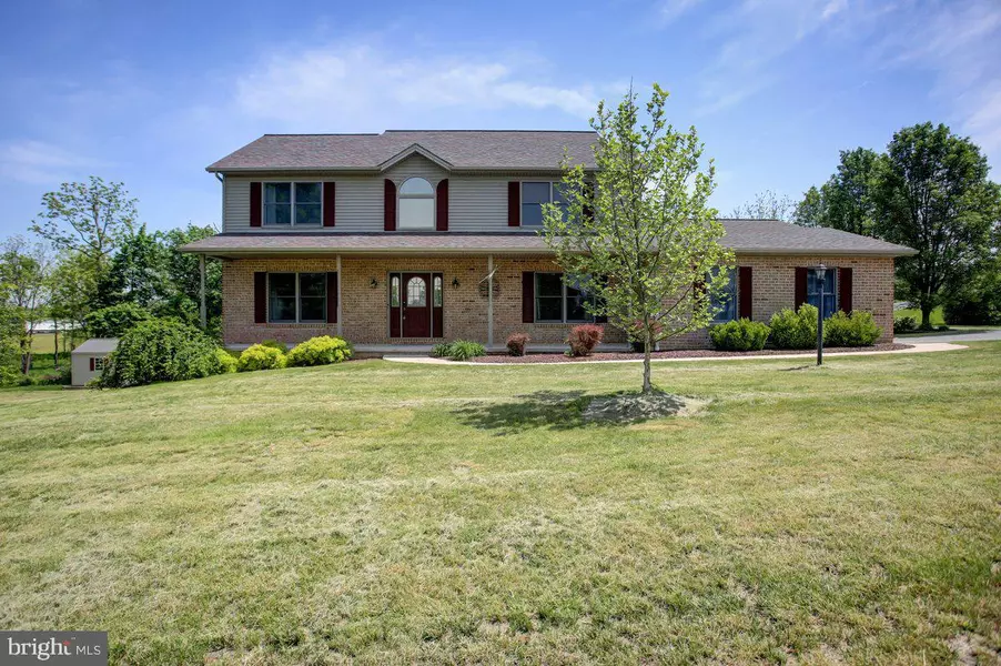 205 SANDOESHIRE LANE, Chambersburg, PA 17201