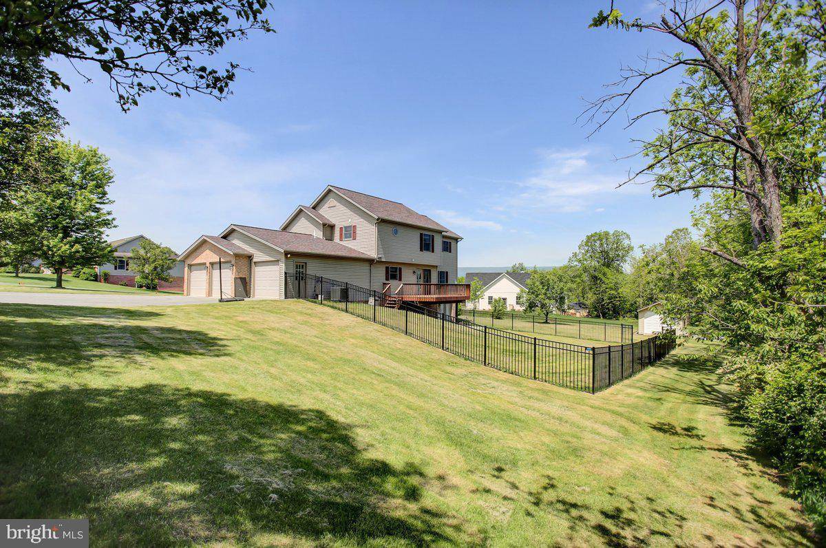 Chambersburg, PA 17201,205 SANDOESHIRE LANE