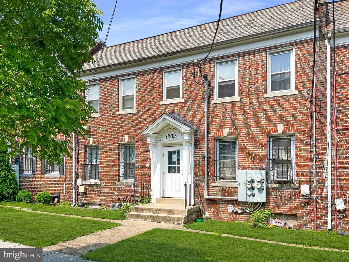 Washington, DC 20020,1523 17TH ST SE