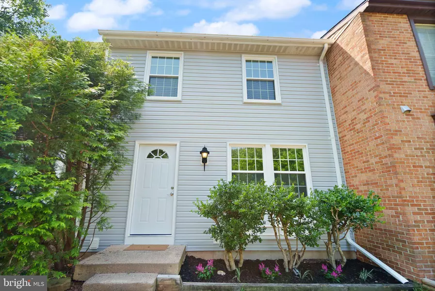 1690 SIERRA WOODS CT, Reston, VA 20194