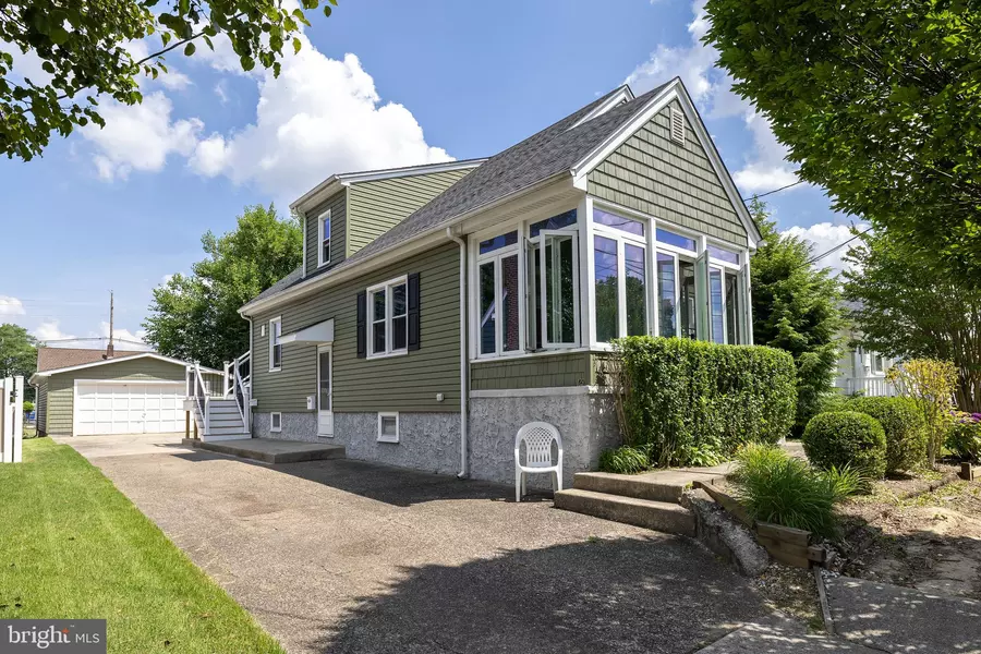 129 5TH AVE #APT. B, Mount Ephraim, NJ 08059