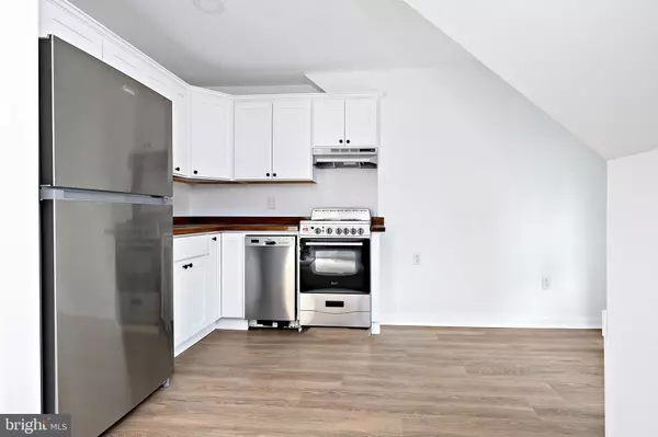 Mount Ephraim, NJ 08059,129 5TH AVE #APT. B