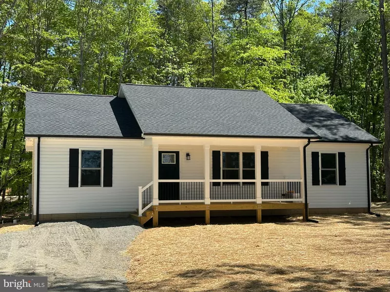 8345 WILDERNESS WOODS LN, Rhoadesville, VA 22542