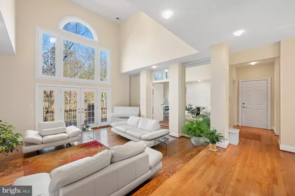 Potomac, MD 20854,9702 BEMAN WOODS WAY