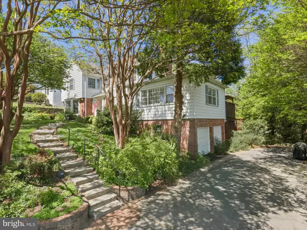 Arlington, VA 22207,4725 ROCK SPRING RD