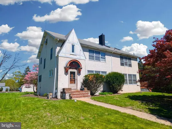 504 S 4TH ST, Perkasie, PA 18944