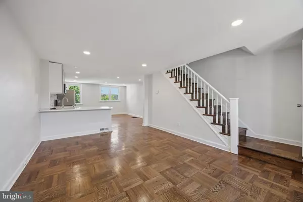 Darby, PA 19023,303 GOLF RD