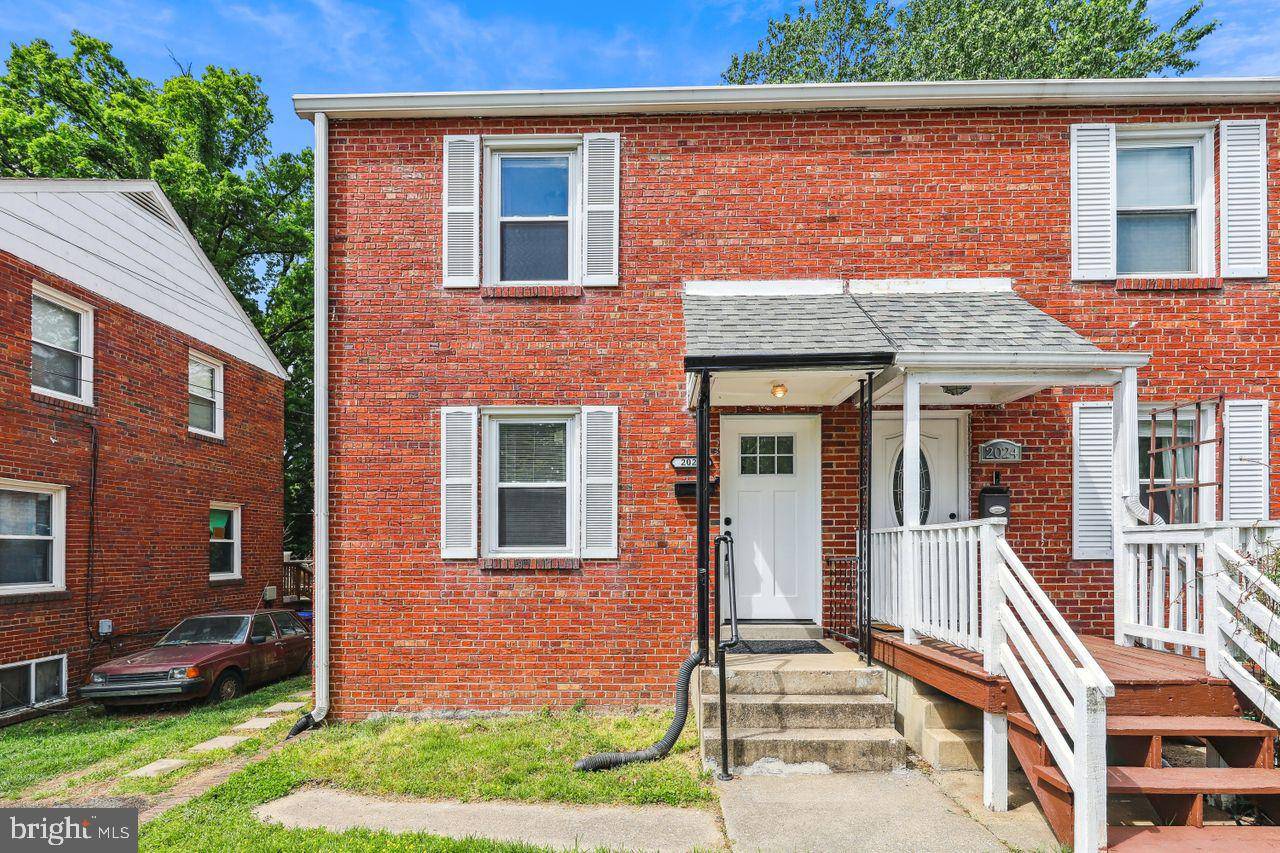 2026 S OAKLAND ST S, Arlington, VA 22204