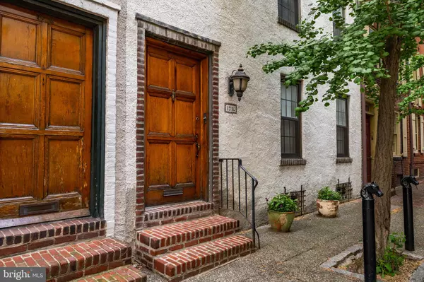 Philadelphia, PA 19103,1910 PANAMA ST
