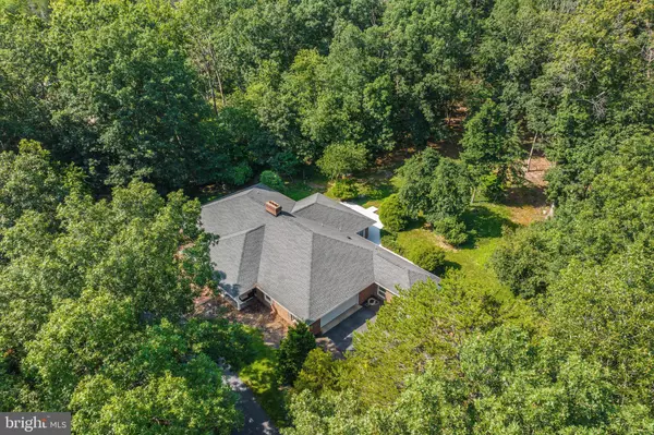 5983 LABS RUN LN, Penn Laird, VA 22846