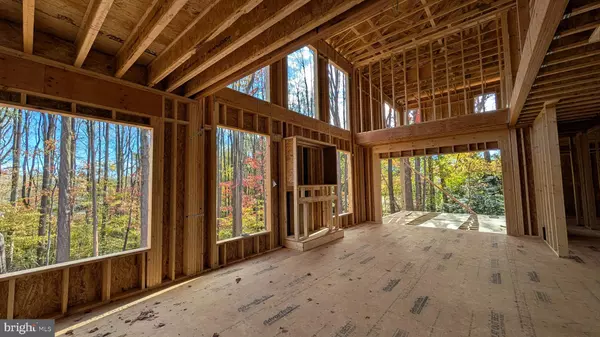 Manassas, VA 20111,6634 DAVIS FORD RD.