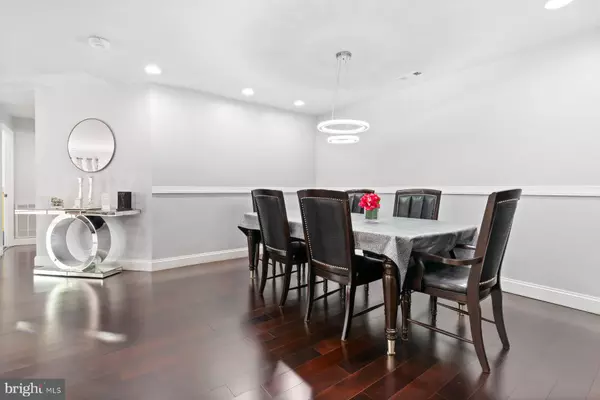 Baltimore, MD 21209,3021 FALLSTAFF RD #401B