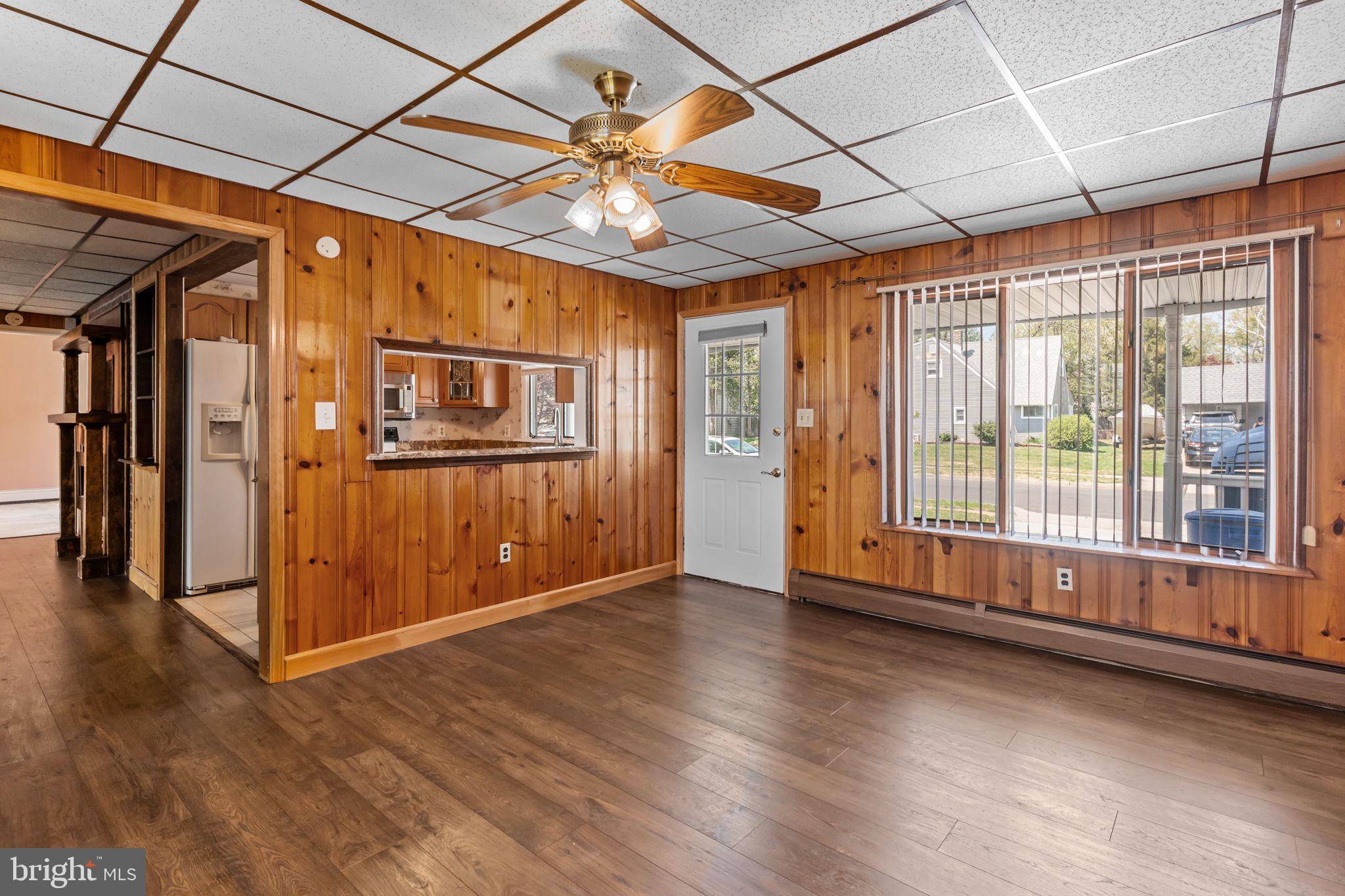 Levittown, PA 19054,112 EVERTURN LN