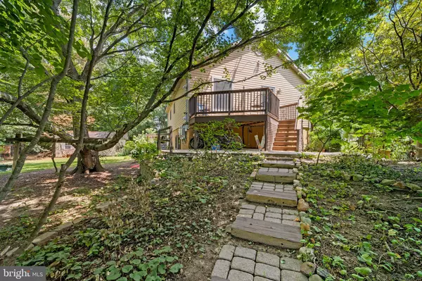 Carneys Point, NJ 08069,517 ROBINSON RD