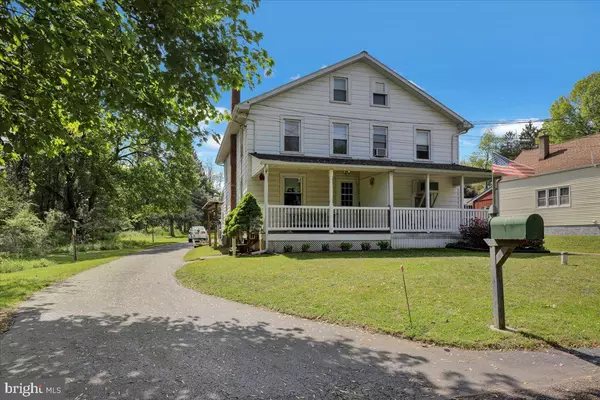 Royersford, PA 19468,26 PENNHURST RD