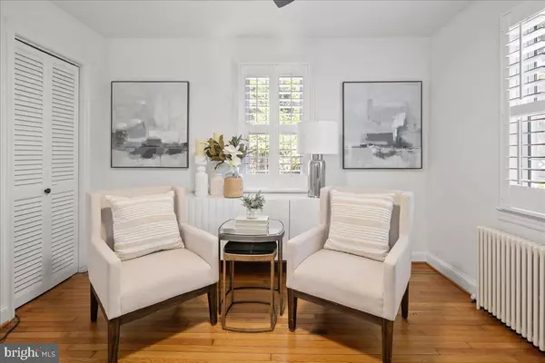 Arlington, VA 22207,4723 24TH RD N