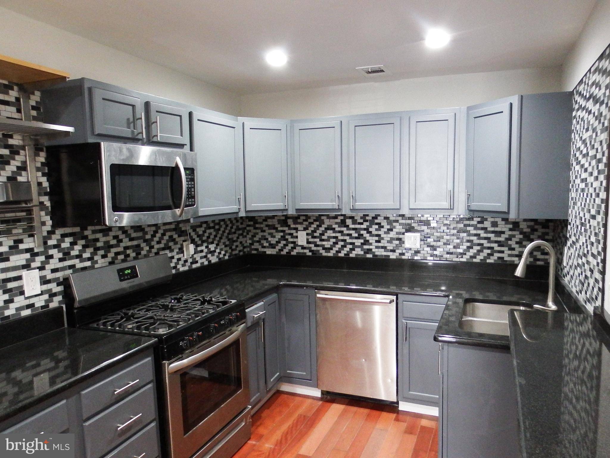 Baltimore, MD 21224,924 S ROBINSON ST