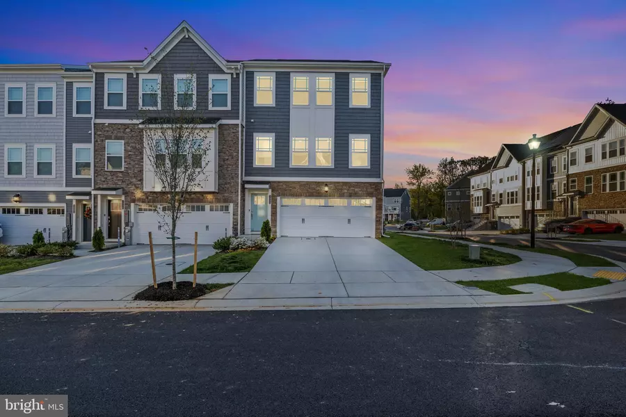 1808 WATERMARK WAY, Essex, MD 21221