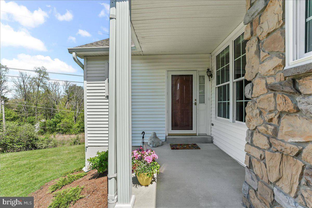 Glen Mills, PA 19342,512 HUNTING WHIP RD