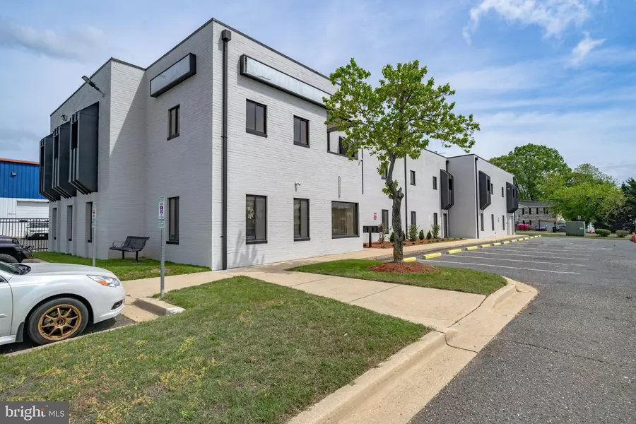 8023 MALCOLM RD, Clinton, MD 20735