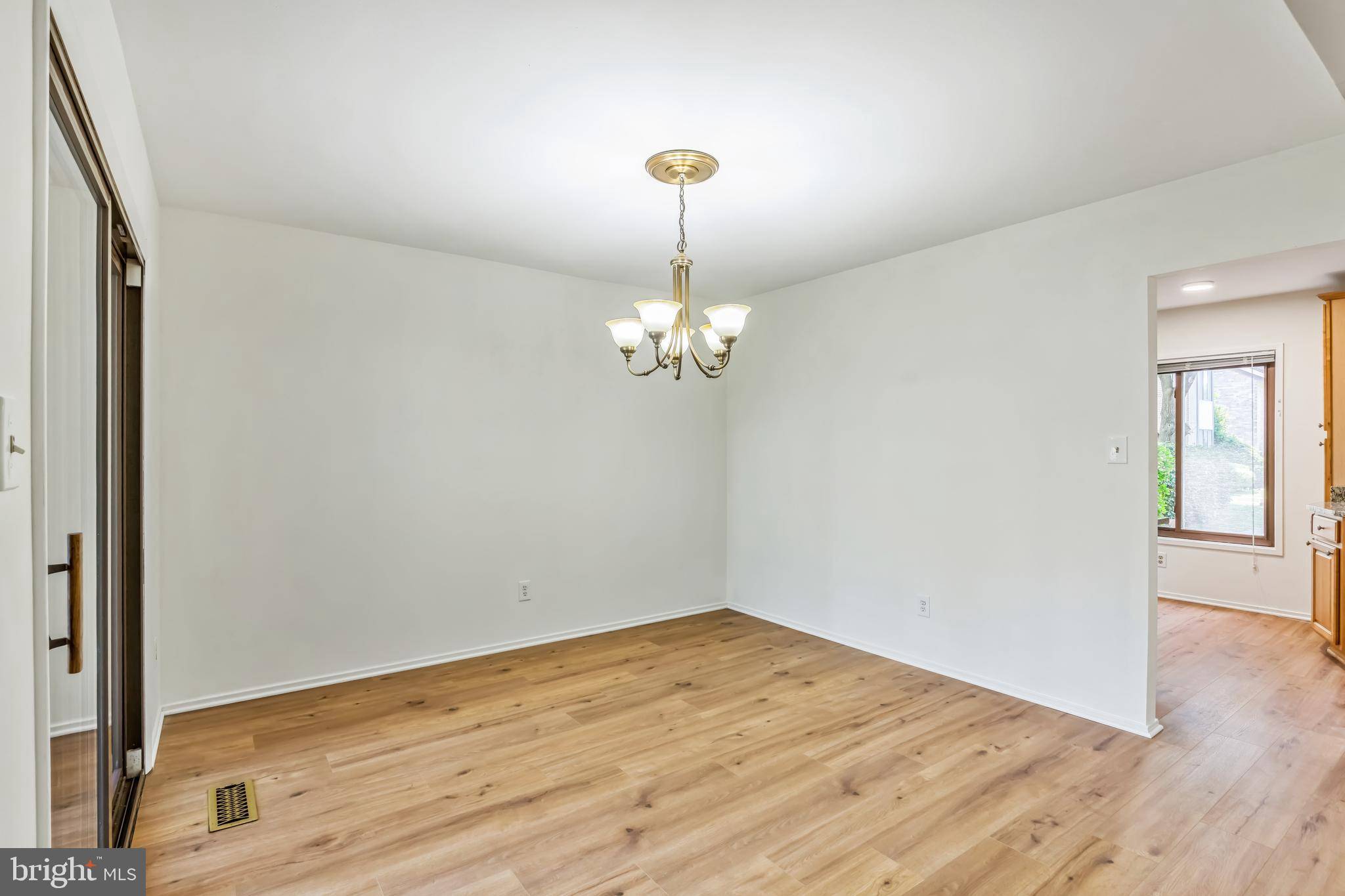 Gaithersburg, MD 20886,20003 HOB HILL WAY
