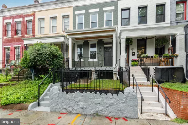 Washington, DC 20003,407 16TH ST SE