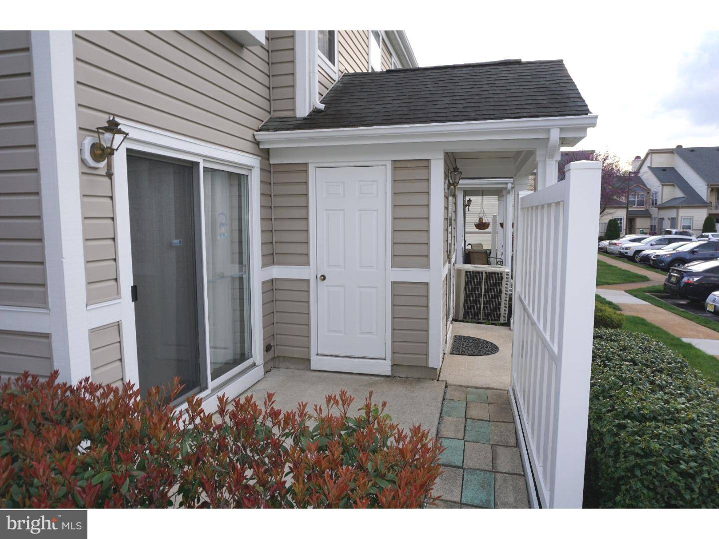 Woodbury, NJ 08096,203 STEEPLECHASE CT