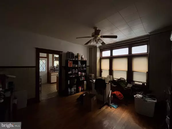 Harrisburg, PA 17104,1919 CHESTNUT ST