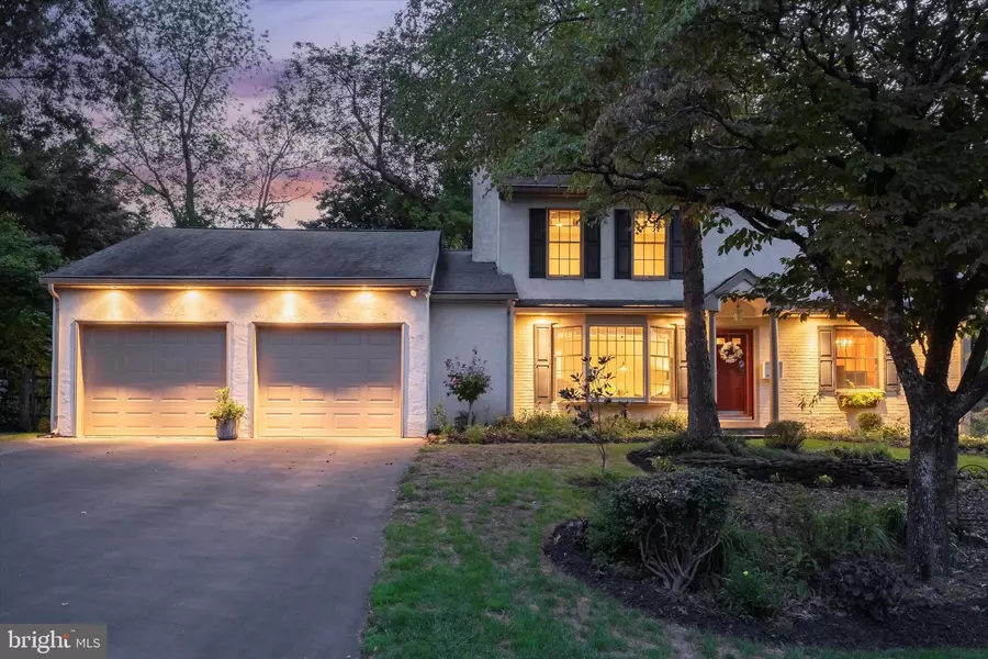 261 DAYLEVIEW RD, Berwyn, PA 19312