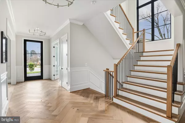 Mclean, VA 22101,5908 CALLA DR