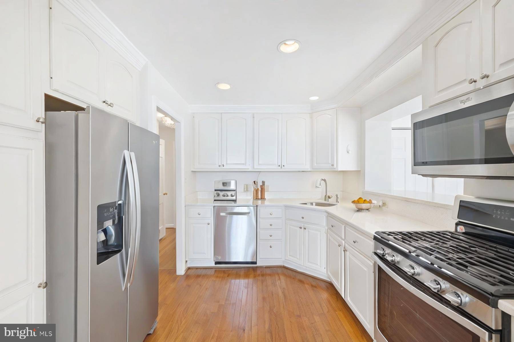 Bethesda, MD 20817,9407 WADSWORTH DR