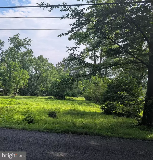 Quakertown, PA 18951,2565 ALLENTOWN RD