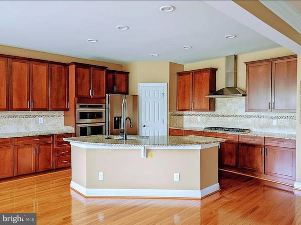 Ashburn, VA 20148,42394 GRAHAMS STABLE SQ