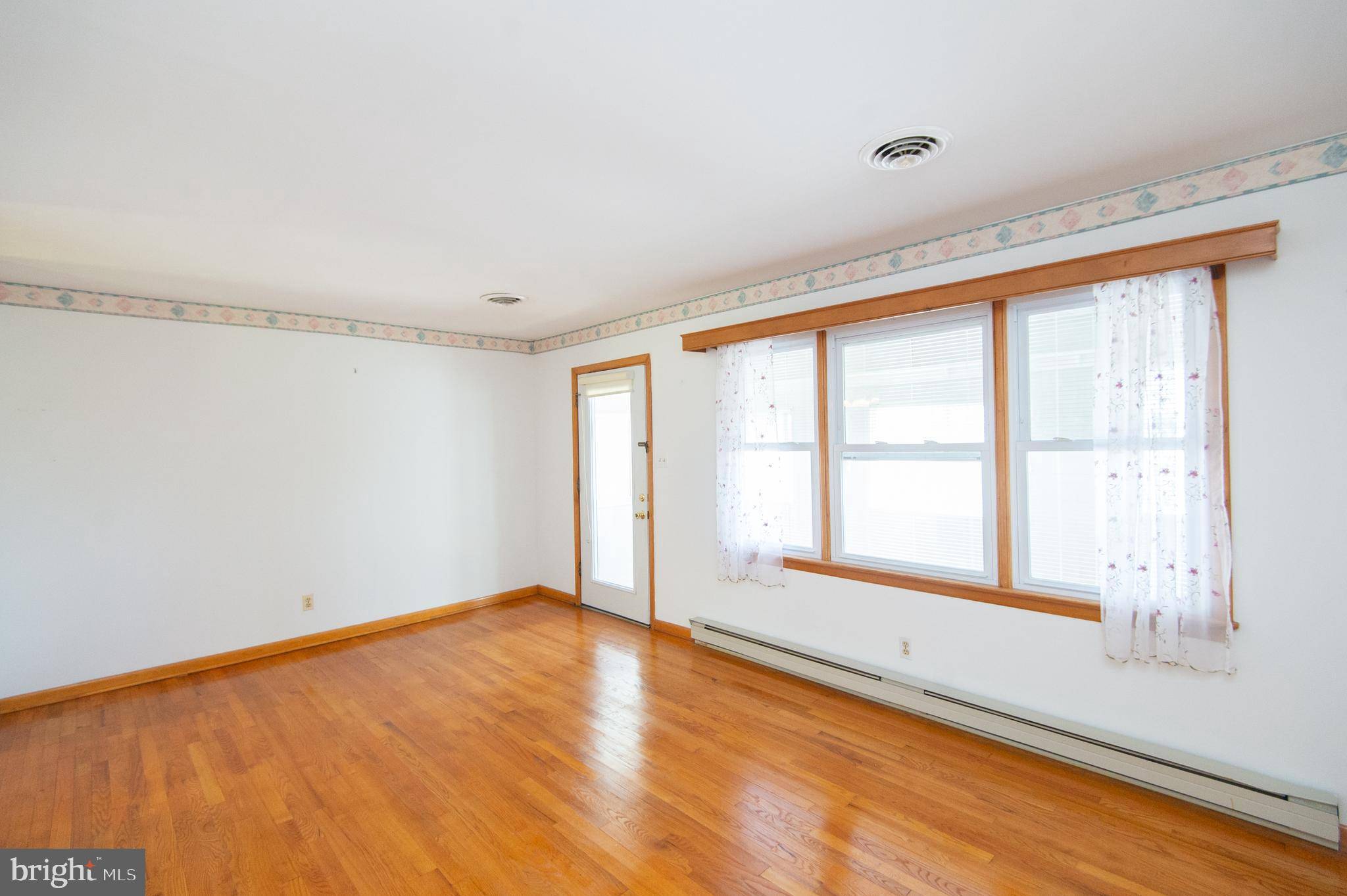 Cambridge, MD 21613,4736 EGYPT RD