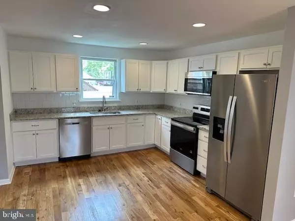 Rosedale, MD 21237,5703 HAMILTON