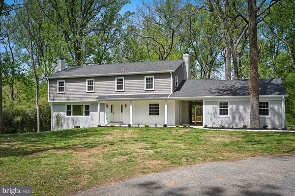 1504 AMESHIRE, Lutherville Timonium, MD 21093