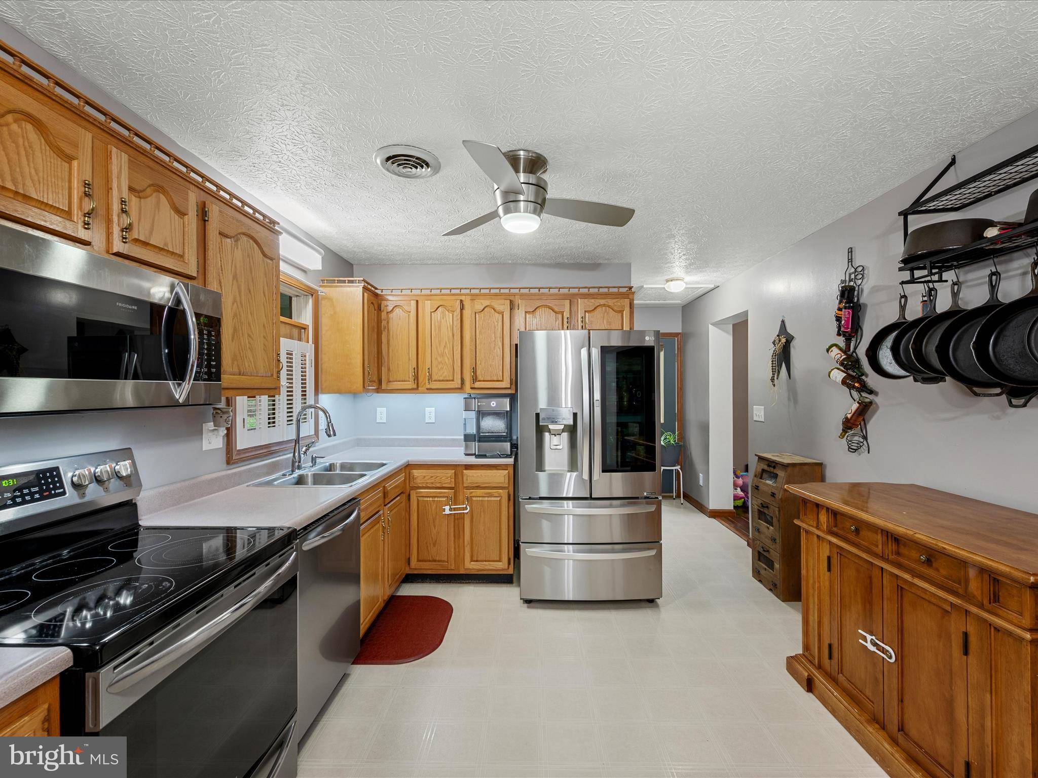Moorefield, WV 26836,125 ENDER DR