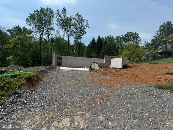 Fairfield, PA 17320,15 HILLTOP TRL