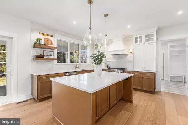 Ambler, PA 19002,409 W BUTLER PIKE