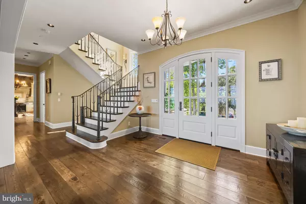 Annapolis, MD 21403,2512 LYON DR