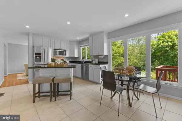 Alexandria, VA 22308,2305 CREEK DR