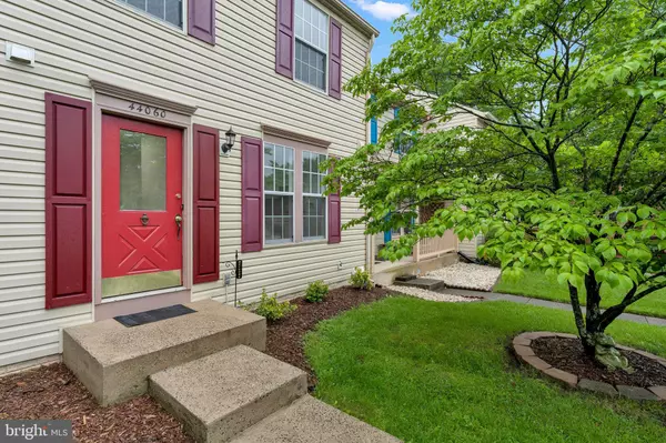 44060 FERNCLIFF TER, Ashburn, VA 20147
