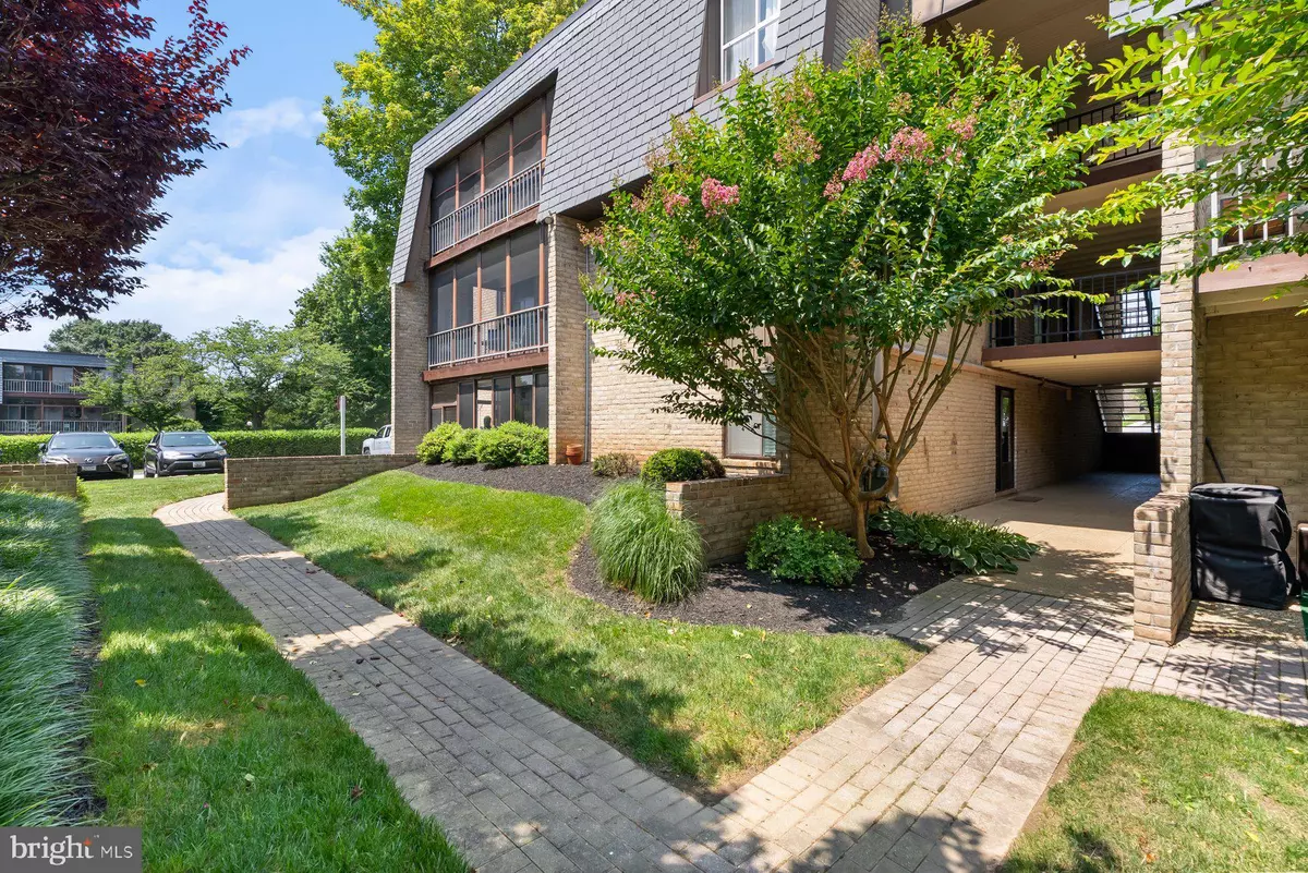 Pikesville, MD 21208,3203 OLD POST DR #1