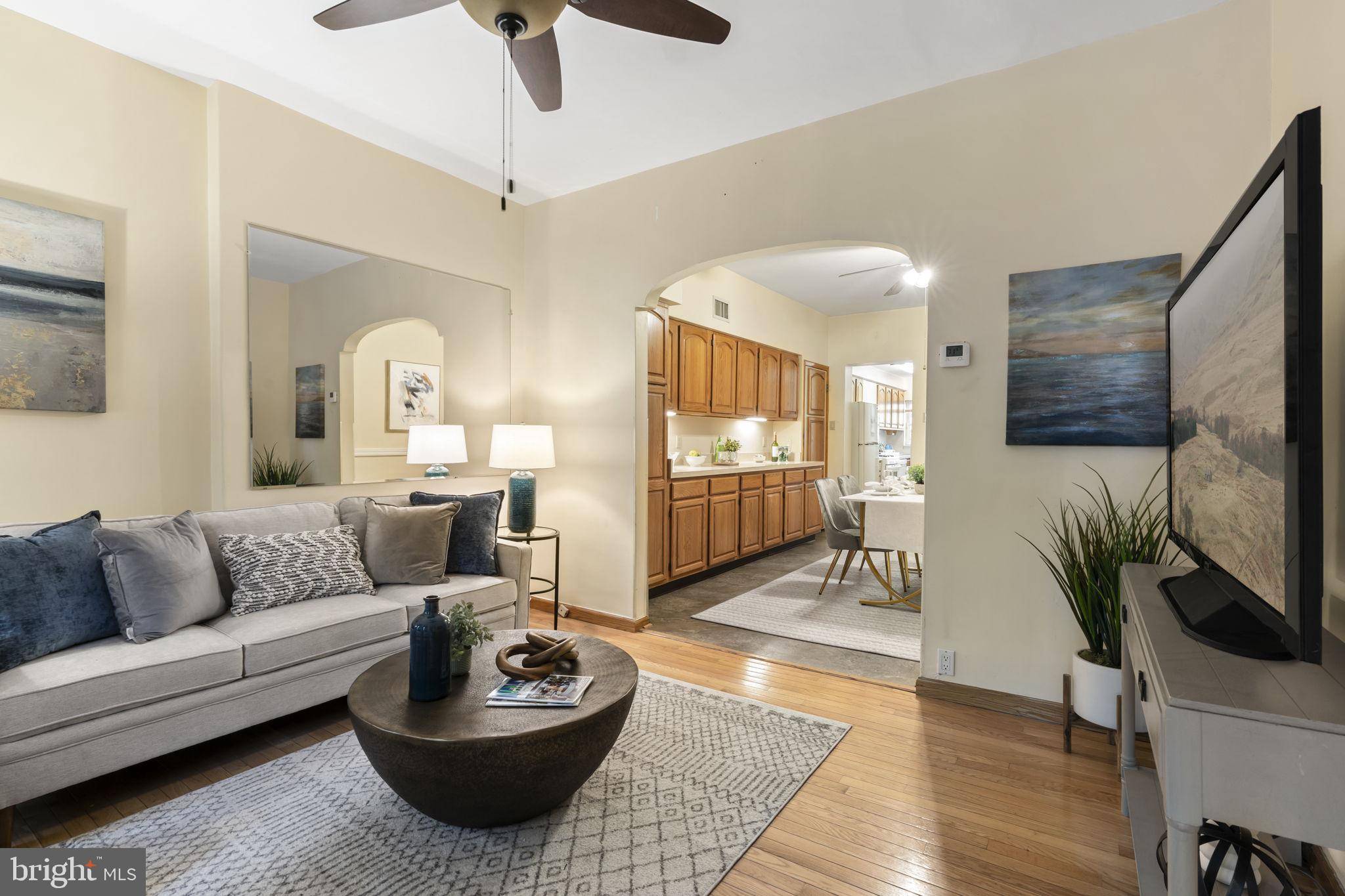Philadelphia, PA 19147,607 CATHARINE ST