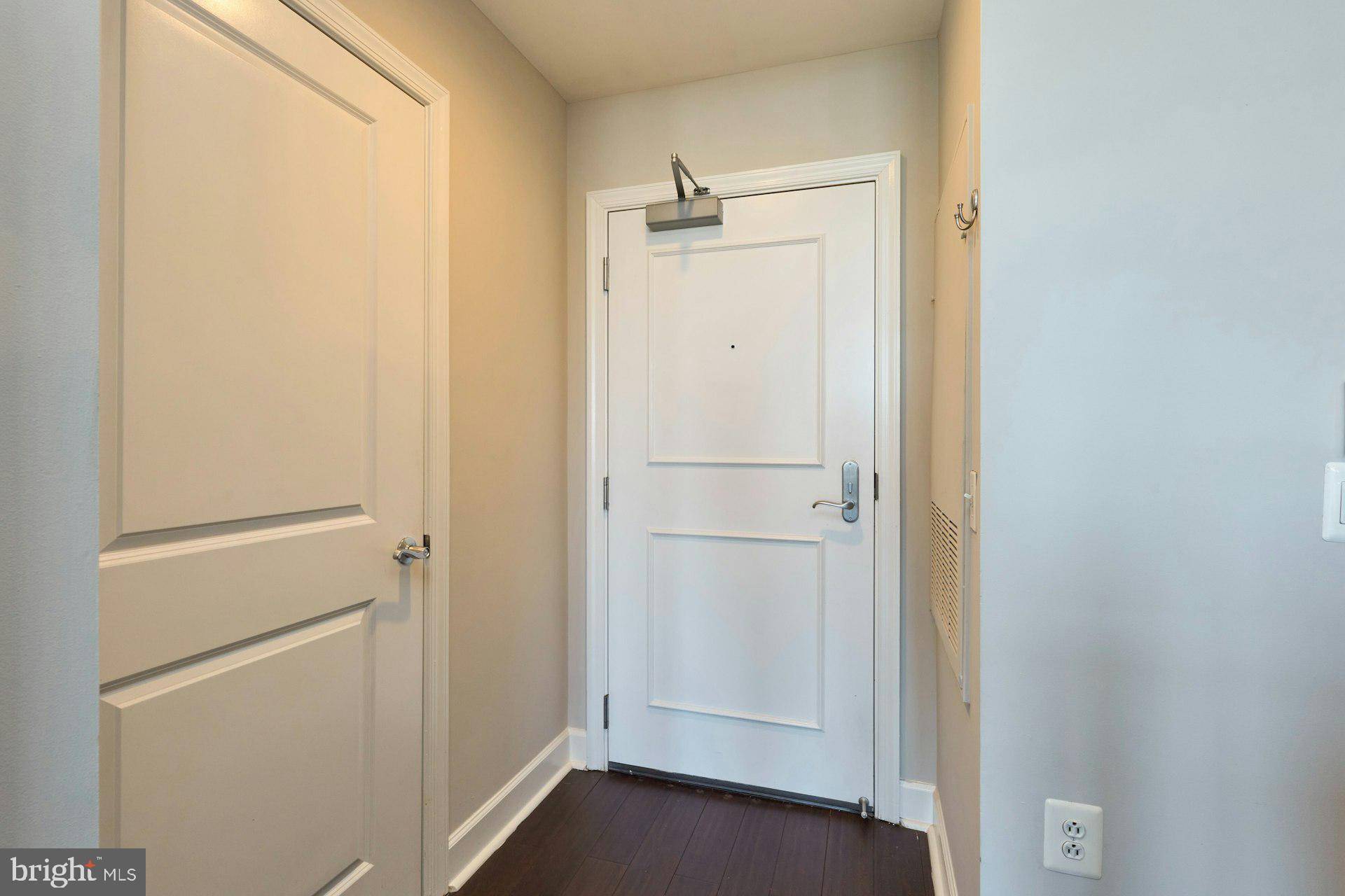 Arlington, VA 22202,3650 S GLEBE RD #652