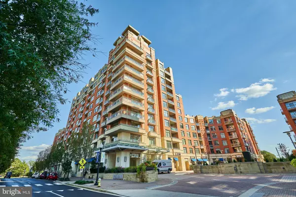 Arlington, VA 22202,3650 S GLEBE RD #652