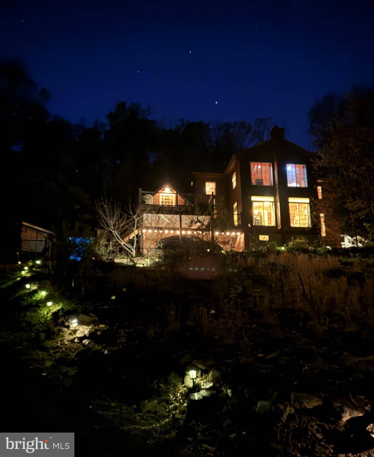 Great Cacapon, WV 25422,71 CHATEAU LN