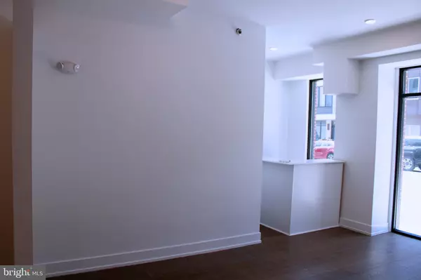 Philadelphia, PA 19130,1527-29 RIDGE AVE #1A