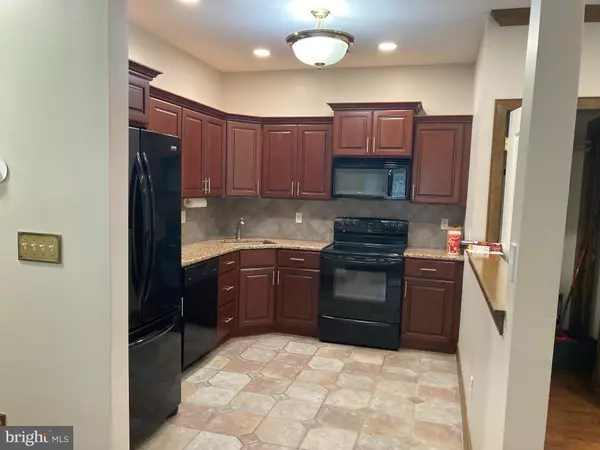 Philadelphia, PA 19115,1630-90 WELSH RD #49G