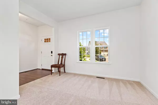 Capitol Heights, MD 20743,6101 FLEMINGTON CT